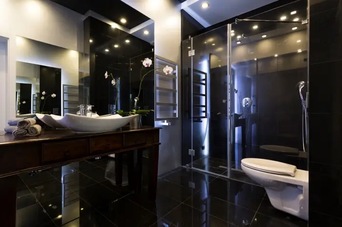 Tips Menciptakan Kamar Mandi Elegan dengan Sentuhan Warna Hitam